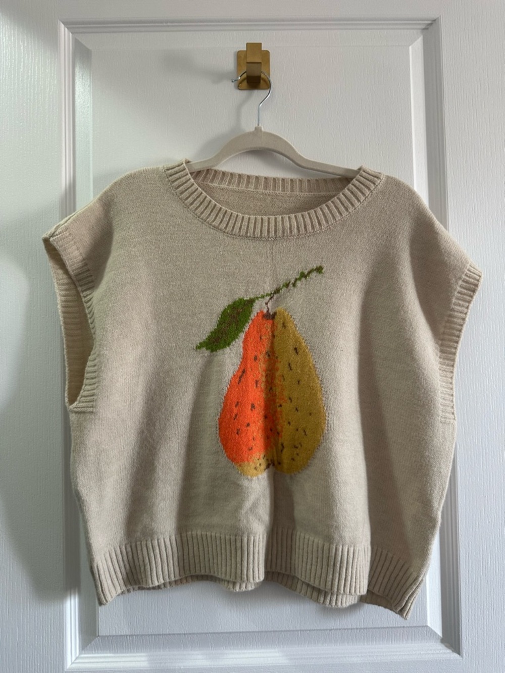 Beige Knit Sleeveless Sweater Vest with Pear Motif